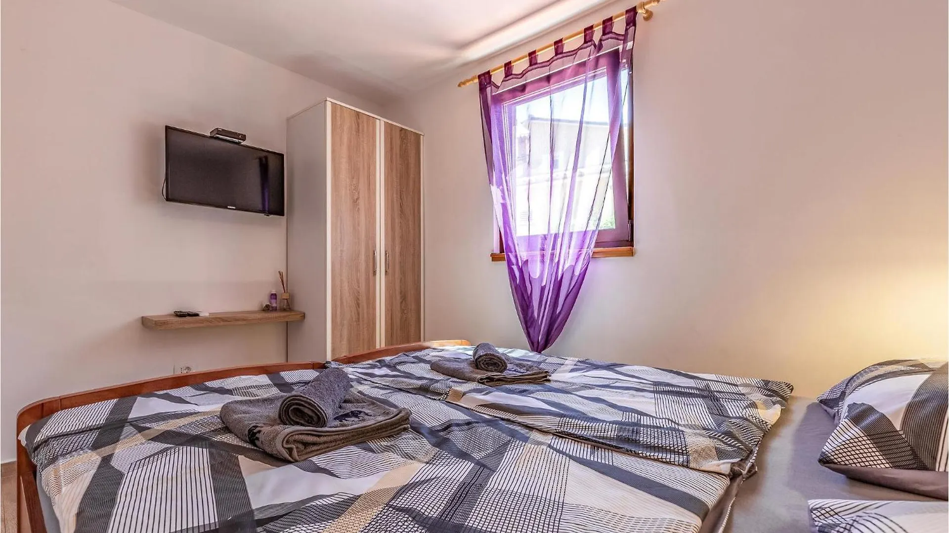 Awesome Home In Marcana With Kitchen 0*, Loborika Croatia